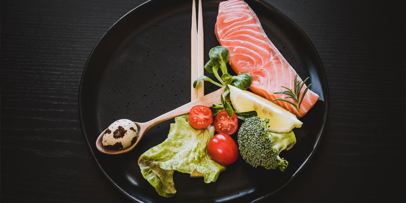 Intermittent Fasting - Salmon with vegetables